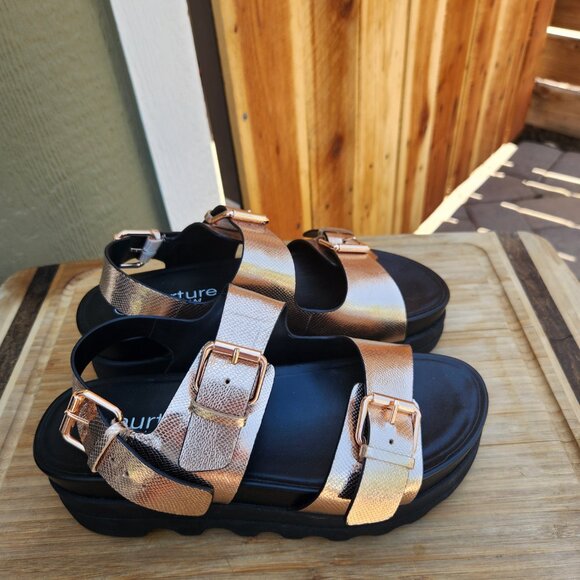 NWOB NURTURE ROAM buckle platform sandals - Picture 5 of 5